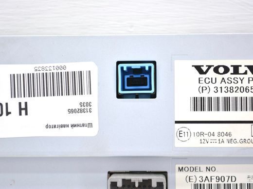Штатный навигатор VOLVO XC60 2013-2017 31382065, 31382065, A