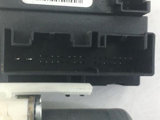 Моторчик склопідйомника передній лівий VOLKSWAGEN TIGUAN 2007-2011 (з блоком управління №5K0959793) 5N0959701D, 5N0959701D, A