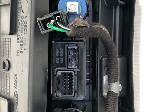 Накладка центральной консоли KIA SOUL 2015-2019 84650B2DA0CA, 84650B2DA0CA, A