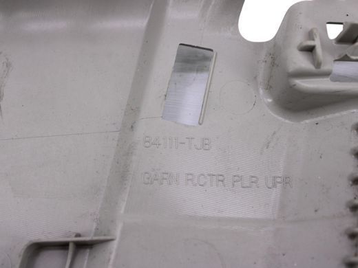 Накладка середньої стійки верхня права внутрішня ACURA RDX 2022-2026 84111-TJB-A01ZC, 84111-TJB-A01ZC, A