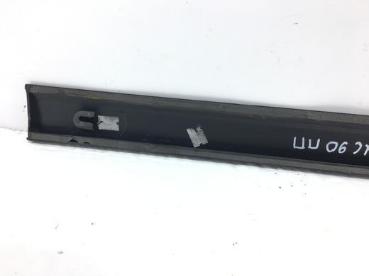 Молдинг дверей нижній передній правий VOLVO XC90 2002-2014 30698452, 30698452, B