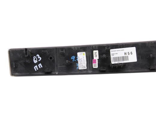 Накладка торпедо права AUDI Q3 F3 2018-2025 83B857186D, 83B857186D, B