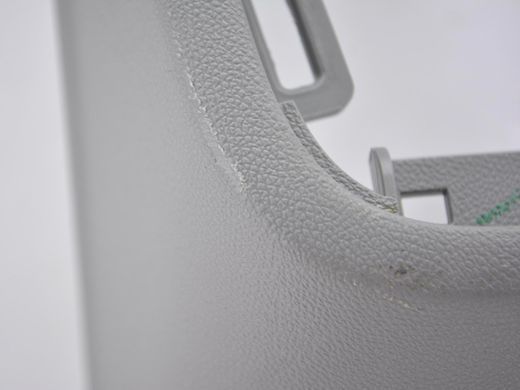 Накладка центральної консолі задня GMC TERRAIN 2017-2021 (84129084) 84608261, 84608261, B