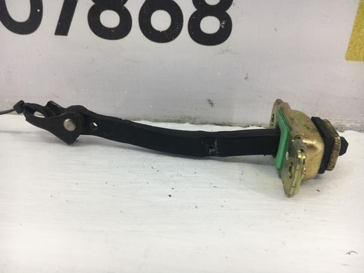 Ограничитель двери передний правый HYUNDAI SANTA FE CM 2006-2009 79390-2B000, 79390-2B000, A