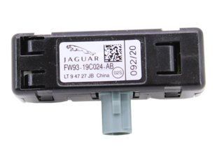 Підсилювач антени LAND ROVER DISCOVERY SPORT L550 2019- FW9319C024AB, FW9319C024AB, A