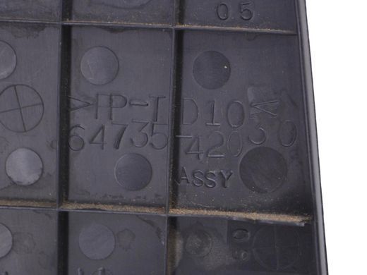 Накладка багажного відсіку ліва TOYOTA RAV4 CA30W 2005-2010 64735-42030-B0, 64735-42030-B0, A