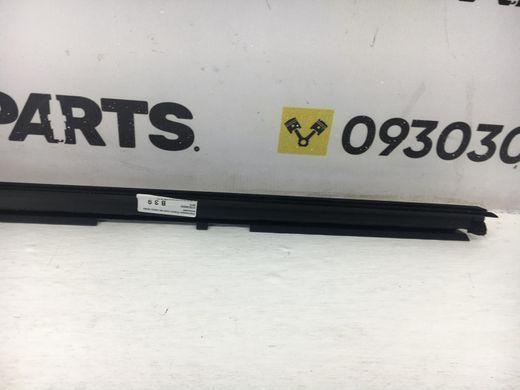 Уплотнитель боковых стекол нижний передний правый внутренний SUBARU OUTBACK B16 2019- 61282AN000, 61282AN000, A