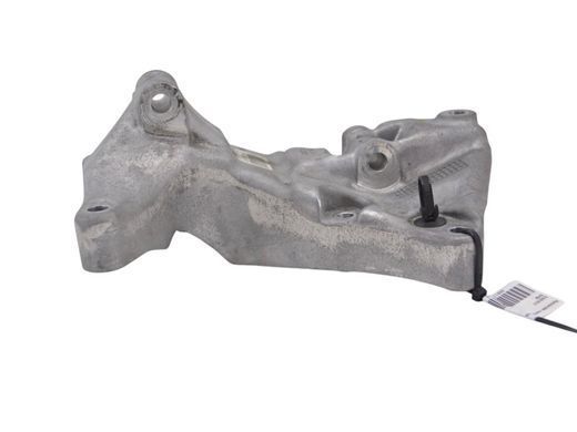 Кронштейн генератора VOLVO XC60 2017- 31401517, 31401517, A