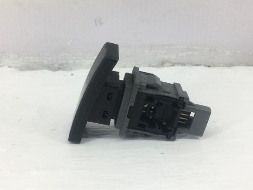 Кнопка аварийки TOYOTA AVENSIS T27 2009-2011 84332-05060, 84332-05060, A