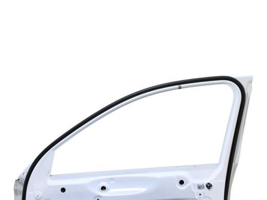 Двері передні праві AUDI Q3 F3 2018-2025 83F831052, 83F831052, B
