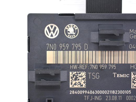 Блок управління дверей задній правий SKODA YETI 2009-2013 7N0959795D, 7N0959795D, A