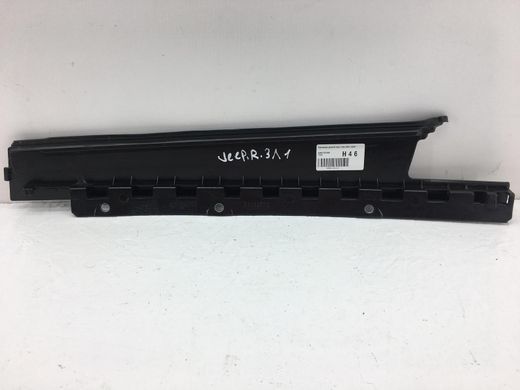 Накладка двери верхняя задняя левая внешняя JEEP RENEGADE 2018- 68431529AA, 68431529AA, A