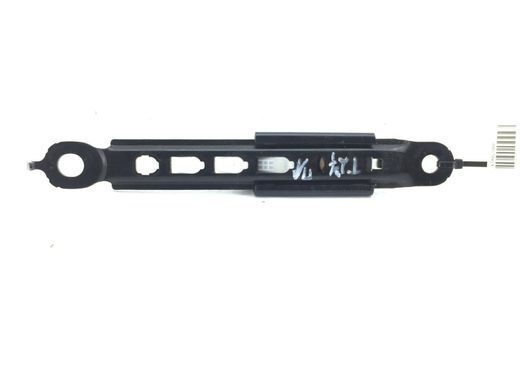 Регулятор ремня безопасности передний левый правый TOYOTA AVENSIS T27 2009-2011 73200-02100, 73200-02100, A