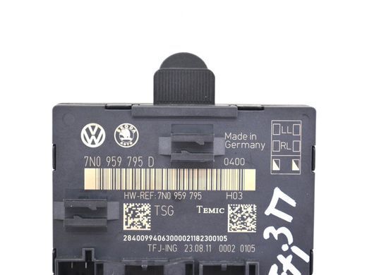 Блок управління дверей задній правий SKODA YETI 2009-2013 7N0959795D, 7N0959795D, A