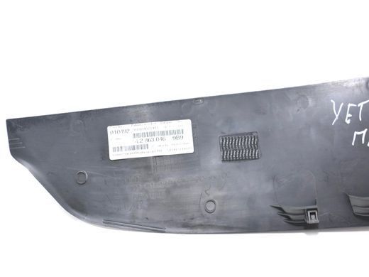 Накладка центральної консолі права SKODA YETI 2009-2013 5L28630469B9, 5L28630469B9, B