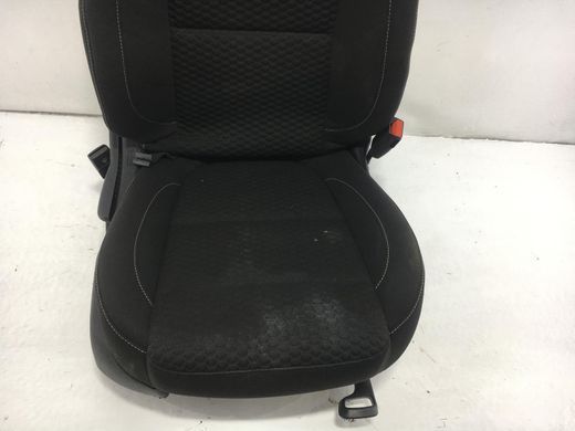 Сидіння переднє праве GMC ACADIA 2016-2019 (механічне, без Airbag) 13515734, 13515734, B