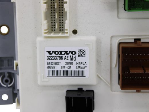 Блок запобіжників VOLVO S60 SPA 2019-2024 32233796, 32233796, A