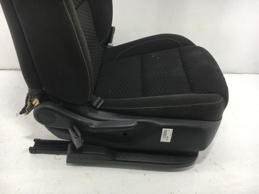 Сидіння переднє праве GMC ACADIA 2016-2019 (механічне, без Airbag) 13515734, 13515734, B