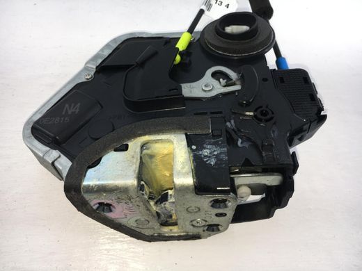 Замок дверей задній лівий TOYOTA AVENSIS T27 2009-2011 69060-02230, 69060-02230, A