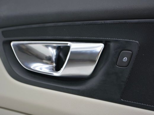 Карта двери задняя левая VOLVO XC60 2017- 30747835, 30747835, B