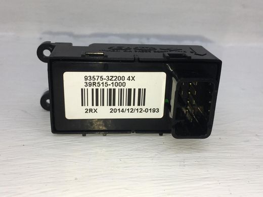 Кнопка включения мотора стеклоподъемника передняя правая HYUNDAI I40 2011-2015 93575-3Z200 4X, 93575-3Z200 4X, A