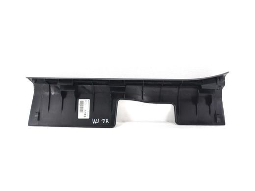 Накладка порога передня ліва внутрішня MITSUBISHI OUTLANDER XL 2006-2010 7656A029XA, 7656A029XA, A