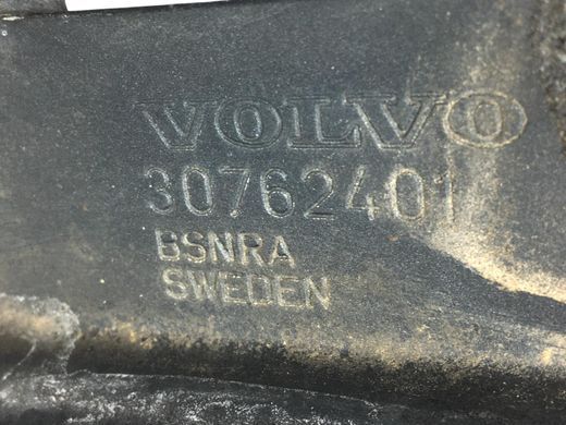 Крыло переднее левое VOLVO XC60 2008-2013 (31217975) 30762401, 30762401, B