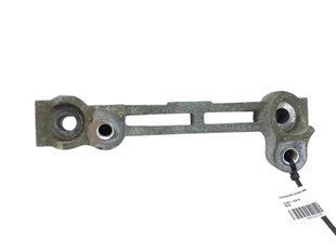 Кронштейн опоры двигателя TOYOTA RAV4 CA30W 2005-2010 12341-26010, 12341-26010, A