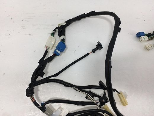 Проводка крышки багажника TOYOTA AVENSIS T27 2009-2011 82185-05140-J, 82185-05140-J, A