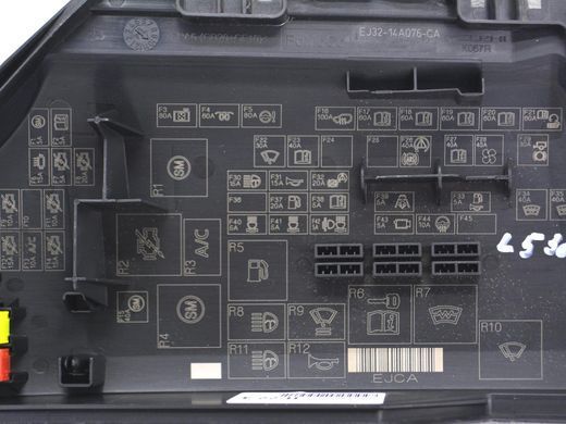 Крышка блока предохранителей LAND ROVER RANGE ROVER EVOQUE L538 2011-2015 EJ3214A076CA, EJ3214A076CA, A