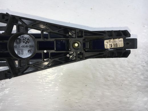 Ручка двери наружная передняя правая CHEVROLET TRAX U200 2013-2016 (в зборі) 95933257, 95933257, A