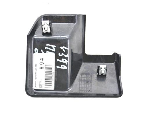 Заглушка сиденья передняя левая LAND ROVER FREELANDER 2 L359 2006-2010 (6H52618D12ABW) LR002091, LR002091, B