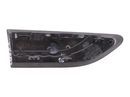 Накладка крыла передняя левая LAND ROVER DISCOVERY SPORT L550 2019- (LK72280B11) LR142552, LR142552, B