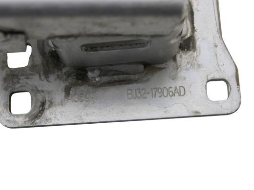 Підсилювач заднього бампера LAND ROVER RANGE ROVER EVOQUE L538 2015-2018 (LR044061) BJ3217906AD, BJ3217906AD, A