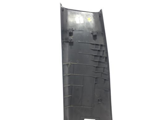 Накладка средней стойки нижняя правая внутренняя CHEVROLET TRAX U200 2013-2016 95190843, 95190843, A
