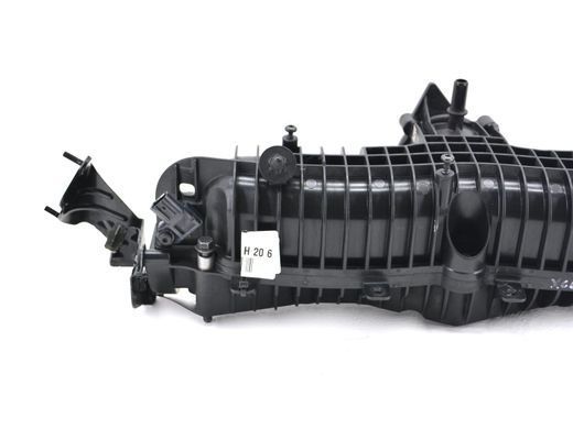 Коллектор впускной VOLVO XC60 2017- (32257808) 31441970, 31441970, B