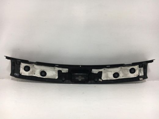 Накладка замка багажника KIA CARENS 2012-2019 85770-A4000WK, 85770-A4000WK, B