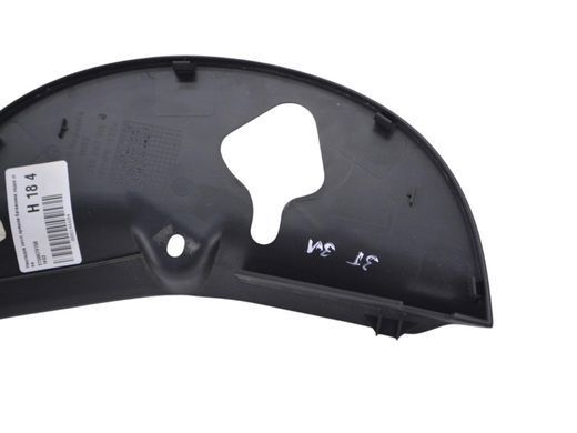 Накладка петли крышки багажника задняя левая SKODA SUPERB 3T 2008&ndash;2013 3T5867915B, 3T5867915B, A