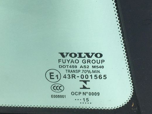 Скло дверей заднє праве VOLVO S60 Y20 2013-2018 (глухе) 31385449, 31385449, A