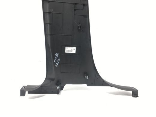 Накладка средней стойки нижняя правая внутренняя CHEVROLET TRAX U200 2013-2016 95190843, 95190843, A