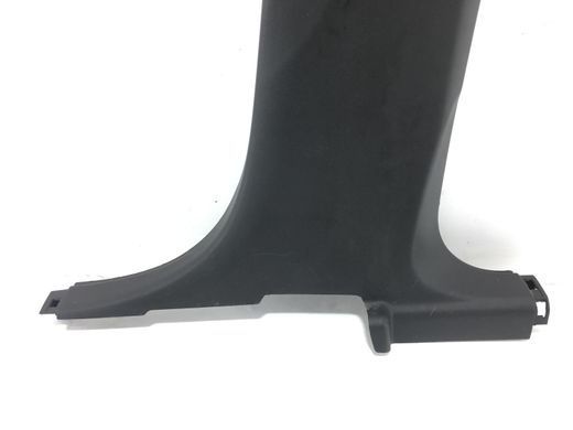 Накладка средней стойки нижняя правая внутренняя CHEVROLET TRAX U200 2013-2016 95190843, 95190843, A