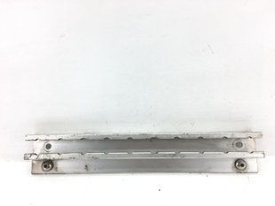 Кронштейн підлоги багажника верхній задній правий NISSAN NAVARA D40 2005-2010 93390EB000, 93390EB000, B