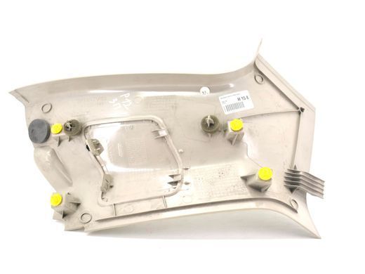 Накладка задньої стійки права VOLVO V50 P12 2010-2012 (30653914) 8641782, 8641782, B