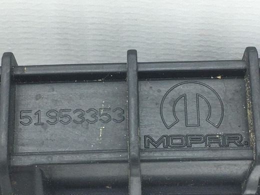 Направляюча скла двері задня ліва JEEP RENEGADE 2018- 68247329AA, 68247329AA, A