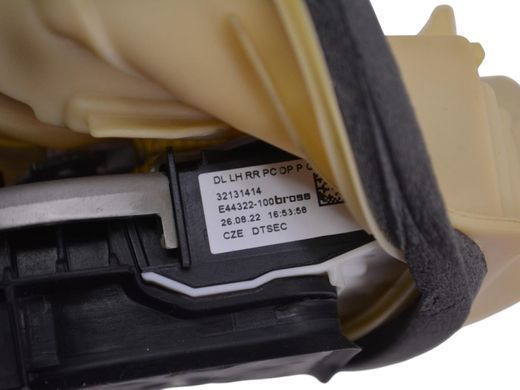 Замок дверей задній лівий VOLVO S60 SPA 2019-2024 32131414, 32131414, A