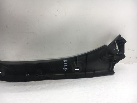 Накладка кришки багажника верхня ліва NISSAN JUKE 2010-2014 909031KA0C, 909031KA0C, A