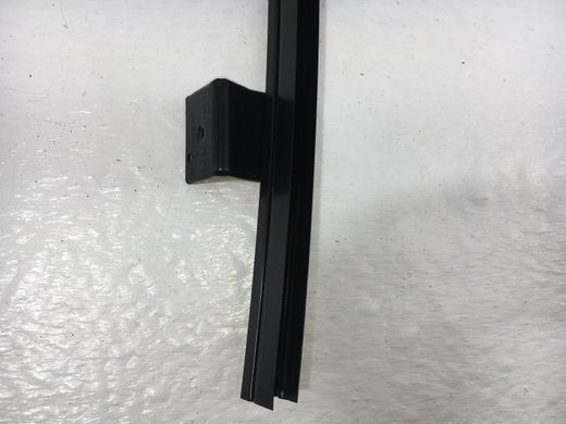 Направляюча скла двері передня права NISSAN NAVARA D40 2005-2010 80214EA000, 80214EA000, A