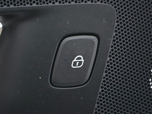 Накладка дверей задня ліва внутрішня VOLVO XC60 2017- 31455098, 31455098, A