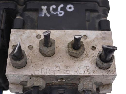 Блок ABS VOLVO XC60 2008-2013 30681619, 30681619, A