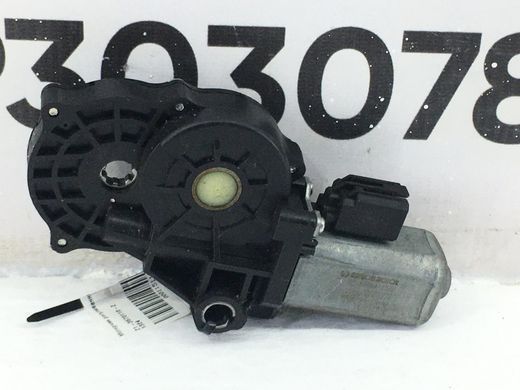 Моторчик регулювання сидіння передній лівий SUBARU FORESTER S13 2014-2018 21-3670110-2, 21-3670110-2, A